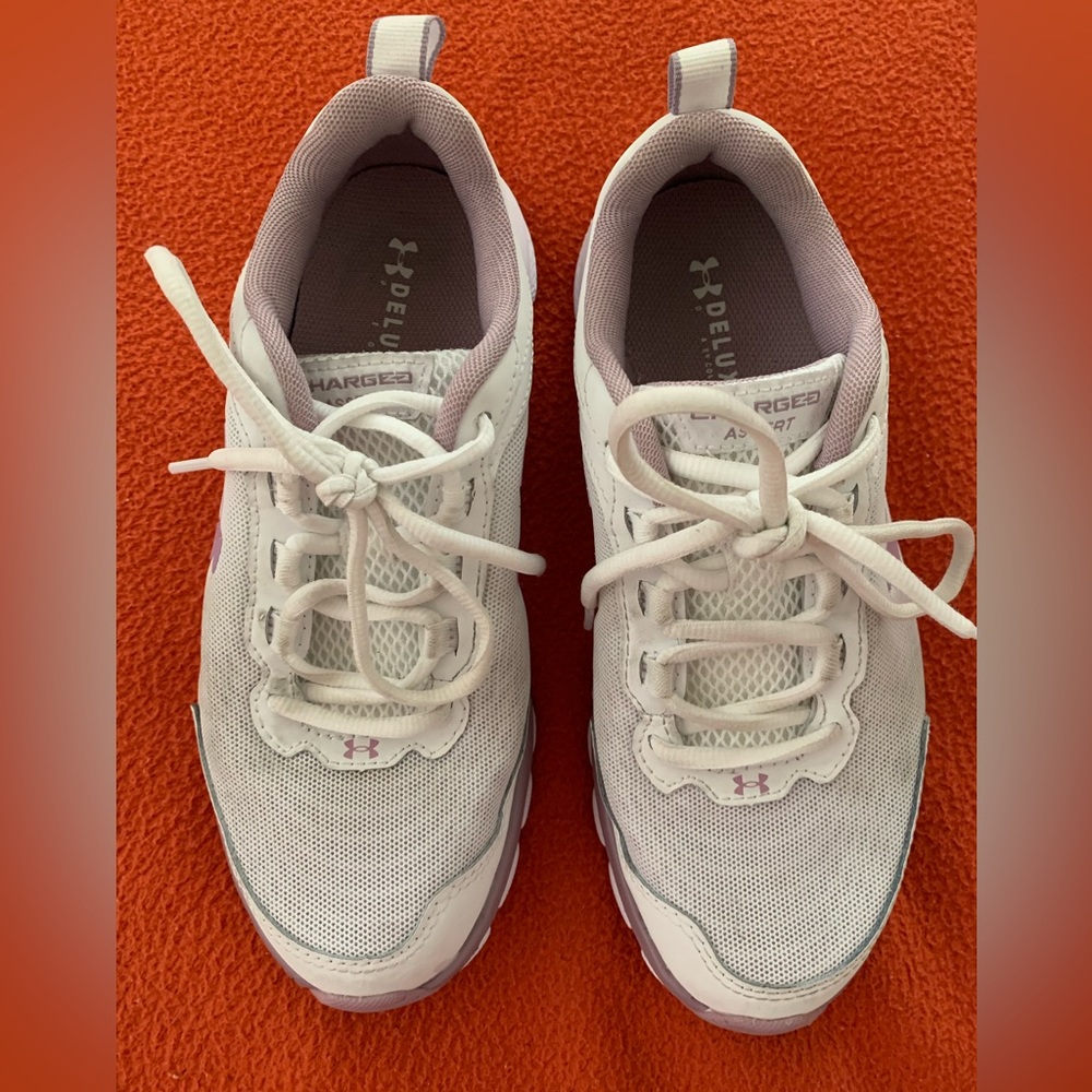 Worn once Under Armour sneakers